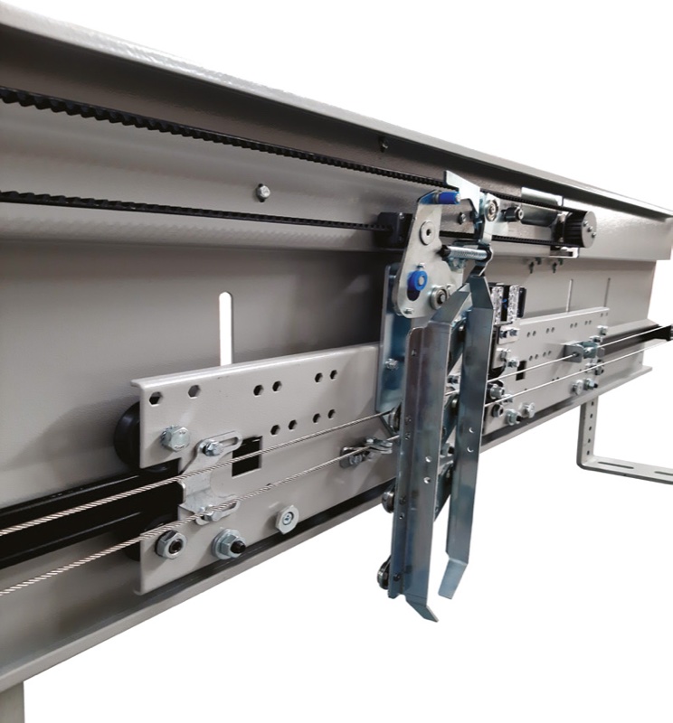 Liftbesturingskast met bedrading
